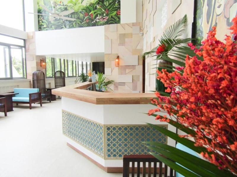 Haya Hotel