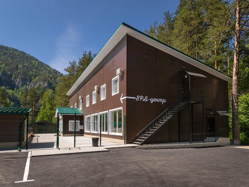 Gelion Park Hotel