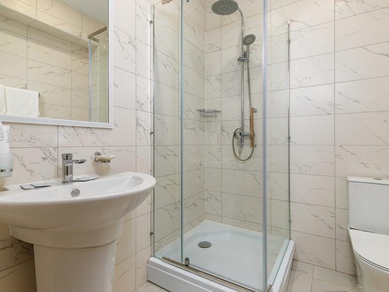 Gelion Park Hotel