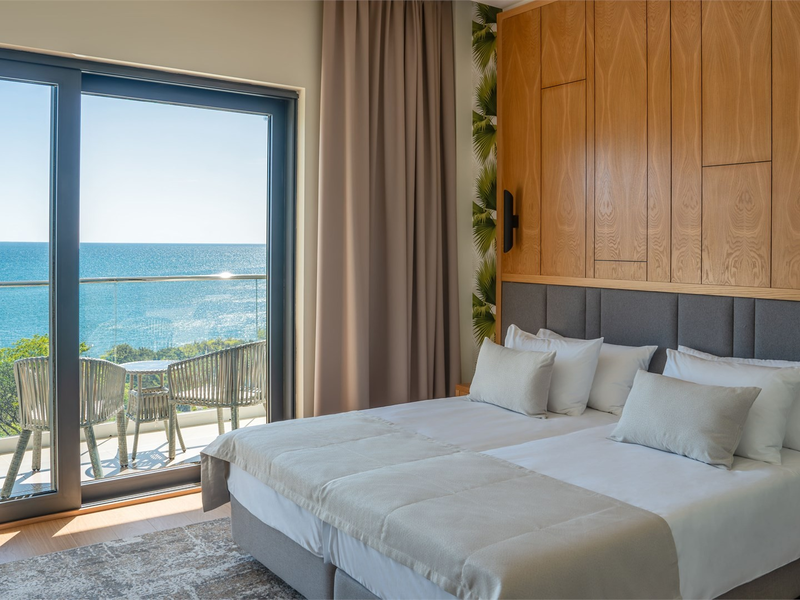 Райморис отель Бетта