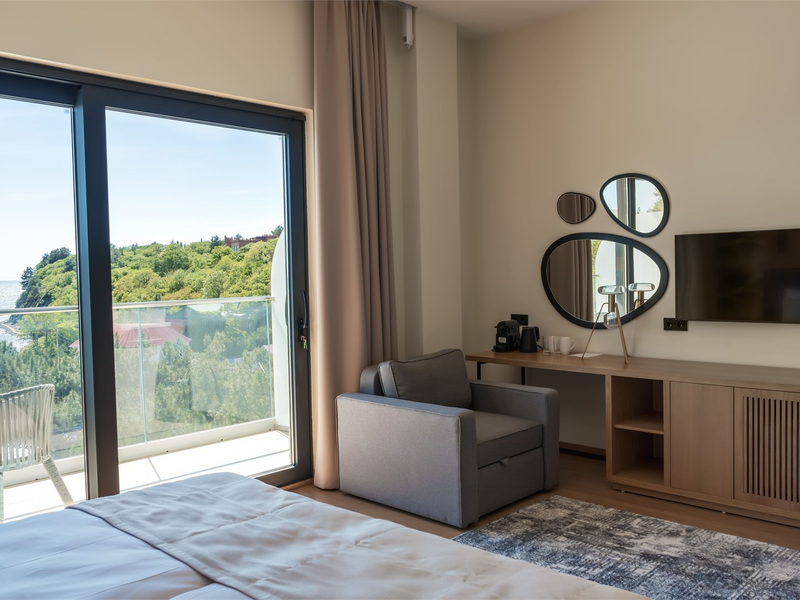 Райморис отель Бетта