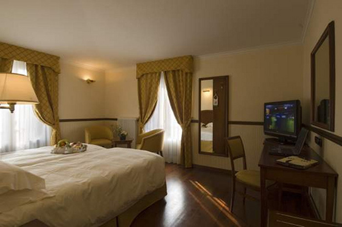 WorldHotel Casati 18