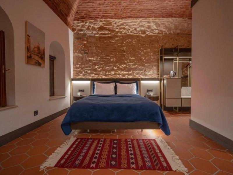Han 1772 Hotel