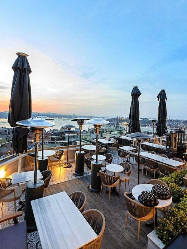 Meroddi Barnathan Hotel