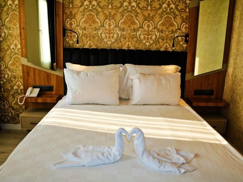 Isnova Hotel