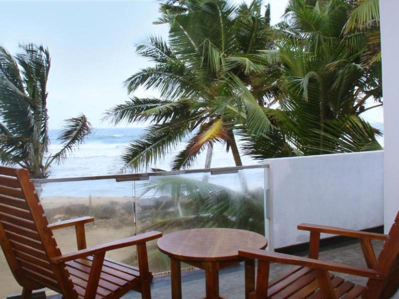 Nico Beach Hotel