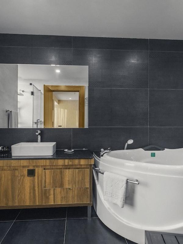 Royal Tulip Hotel & Casino Tbilisi