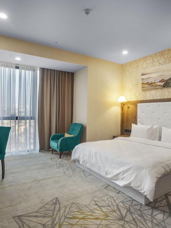 Royal Tulip Hotel & Casino Tbilisi