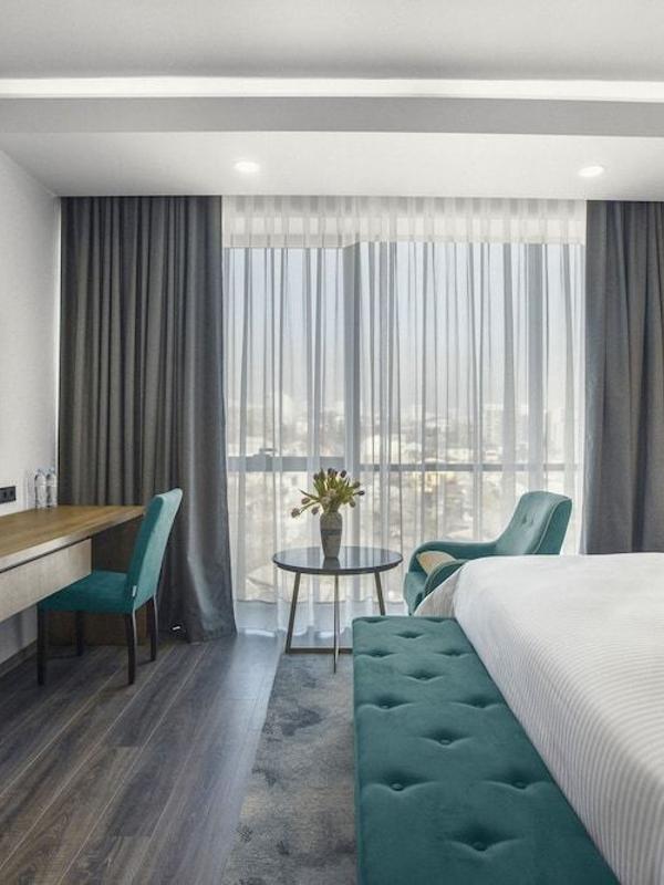 Royal Tulip Hotel & Casino Tbilisi