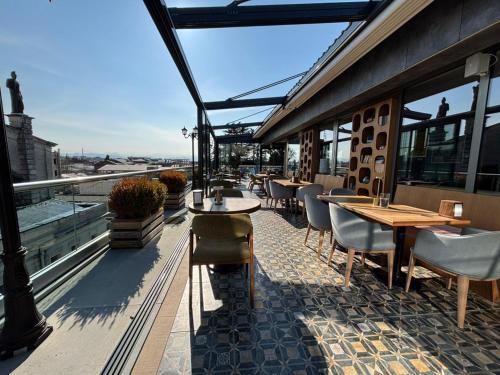 Grand Opera Hotel