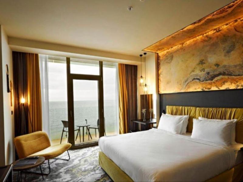 Miramare Magnetic Beach Hotel