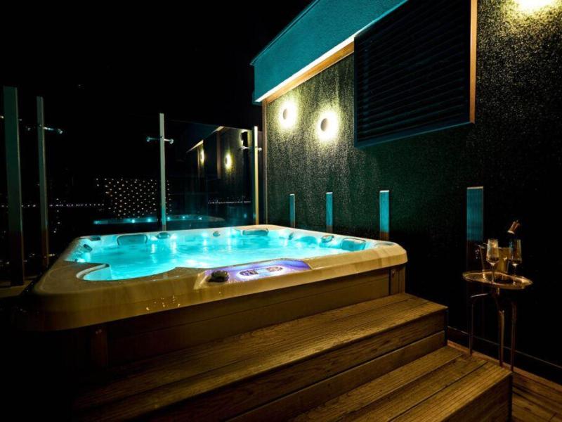 Miramare Magnetic Beach Hotel