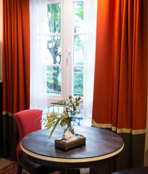 Sara's Hotel