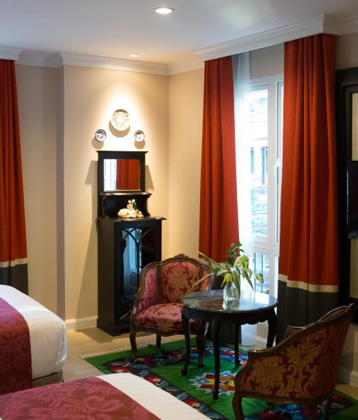 Sara's Hotel
