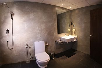 Отель Best Western Elyon Colombo Шри-Ланка, Коломбо, фото 12