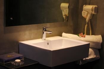 Отель Best Western Elyon Colombo Шри-Ланка, Коломбо, фото 10