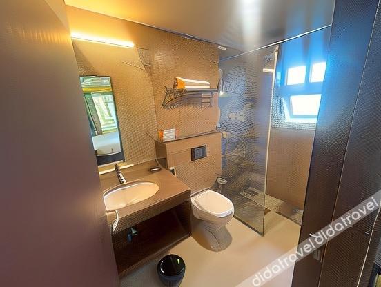 Candolim Suites