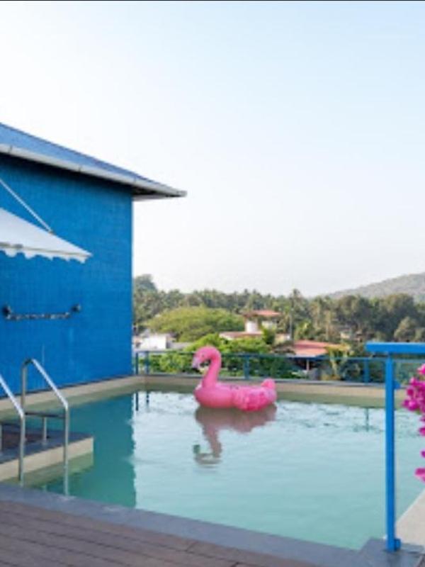 Candolim Suites
