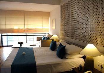 Rockwell Colombo