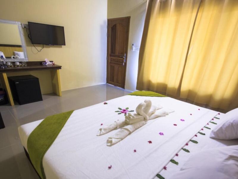 Ari Heaven Thoddoo Maldives