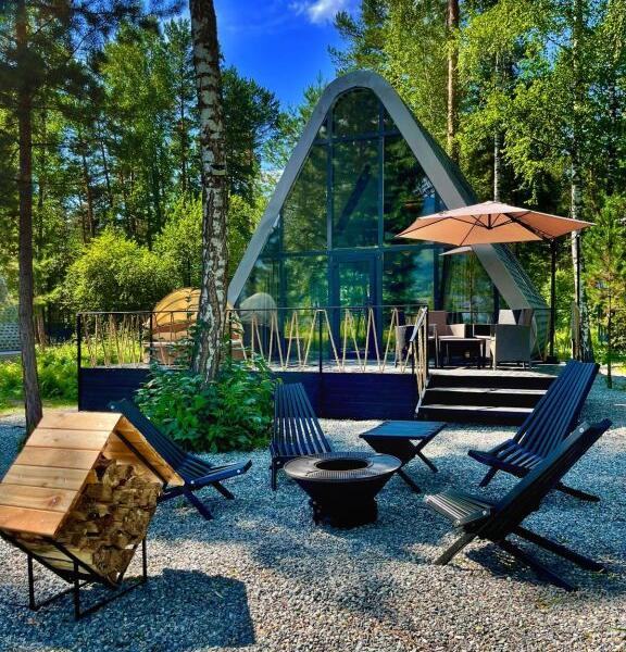 Geometrika lounge hotel