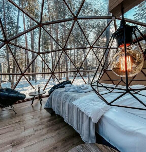 Geometrika lounge hotel