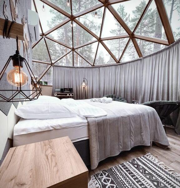 Geometrika lounge hotel