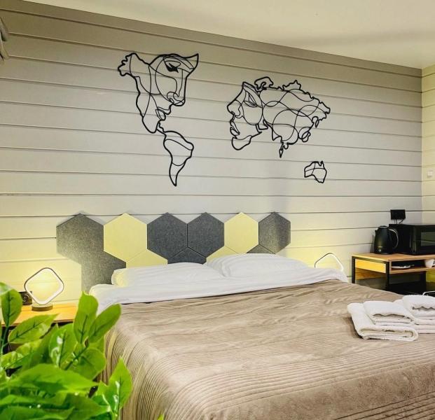 Geometrika lounge hotel