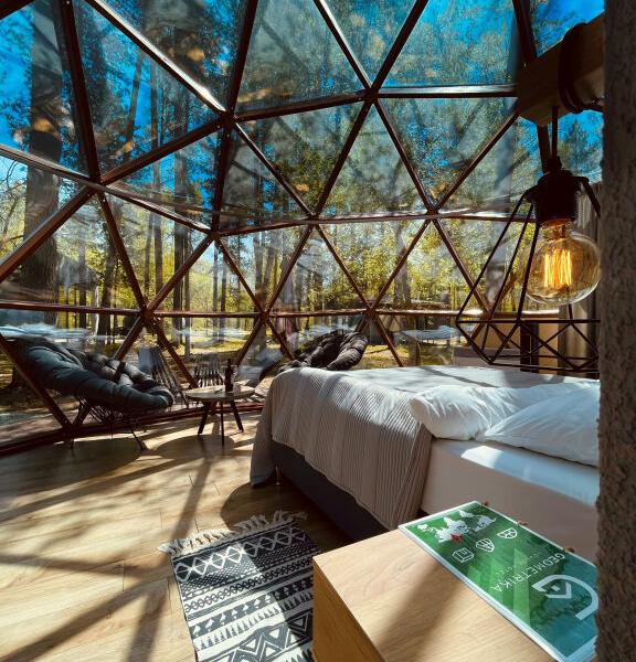 Geometrika lounge hotel