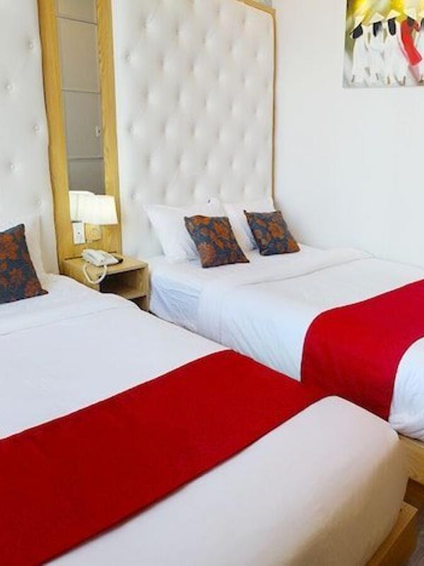Emerald Ocean Hotel