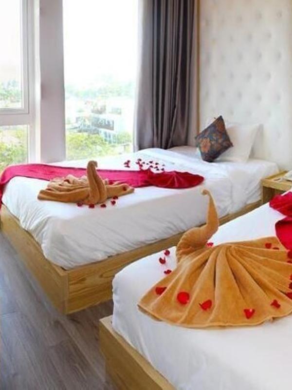 Emerald Ocean Hotel