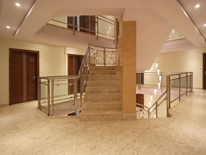 Hotel Shanti Plaza