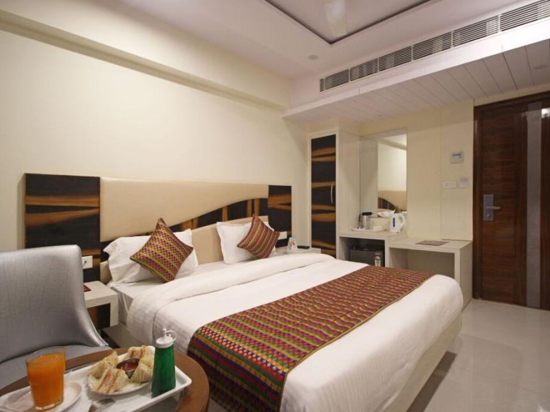 Hotel Shanti Plaza
