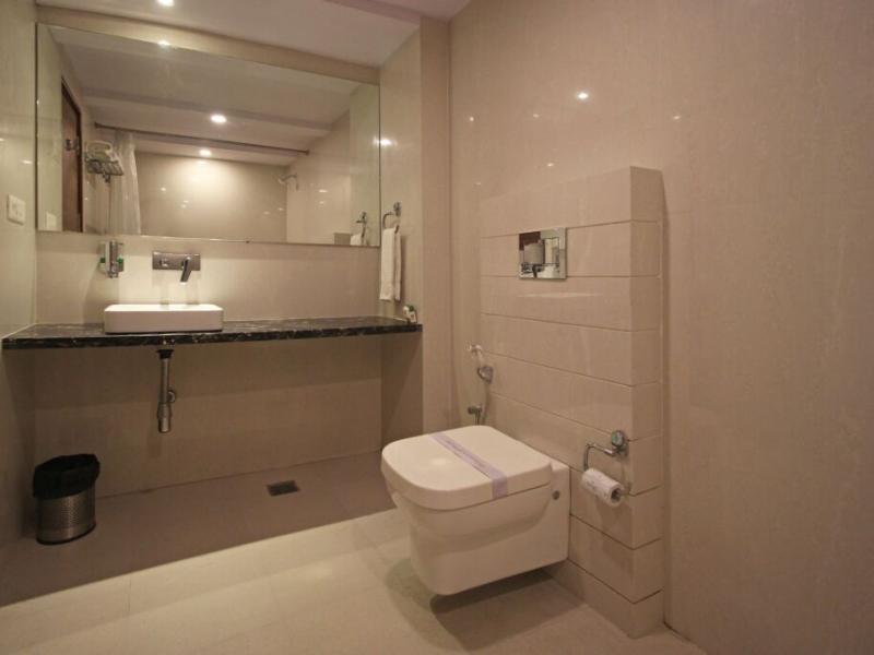 Hotel Shanti Plaza