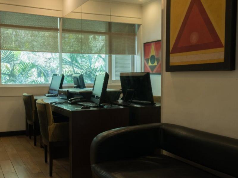 Hotel Diplomat