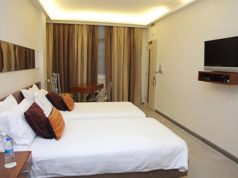 Hotel Diplomat