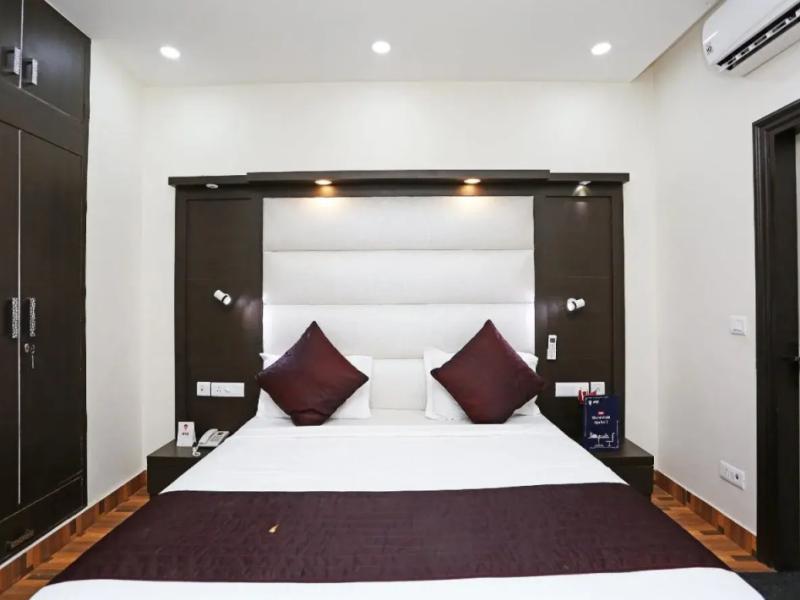 Hotel Diplomat