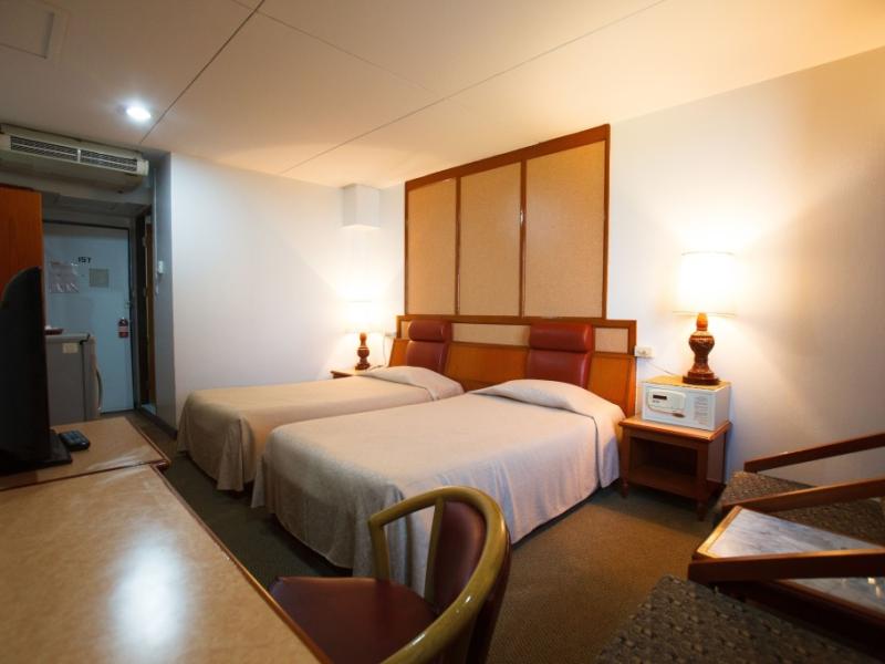 Nana Hotel