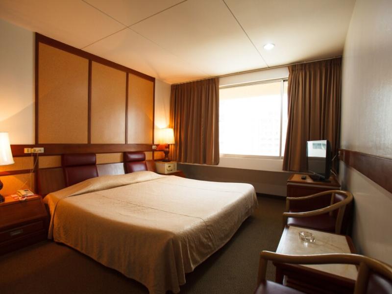 Nana Hotel