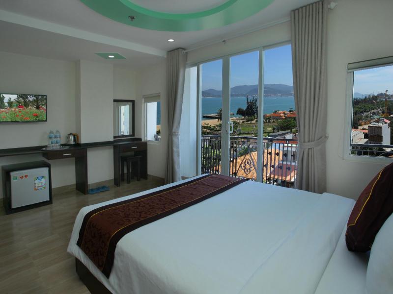 Melyna Hotel