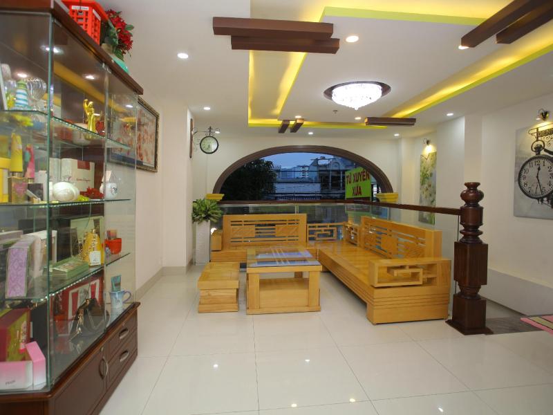 Melyna Hotel