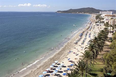 FERGUS Style Bahamas