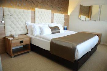 Orty Airport Hotel