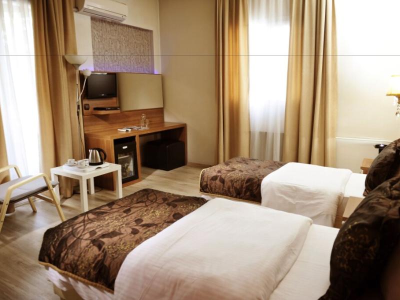 Tanik Hotel