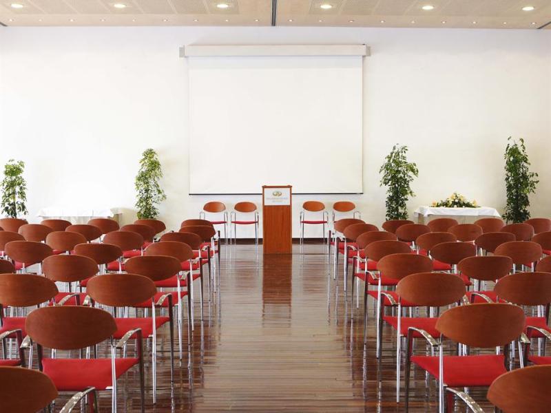 Grand Palladium Palace Ibiza Resort & Spa