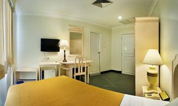 Royal Rattanakosin Hotel