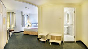 Royal Rattanakosin Hotel