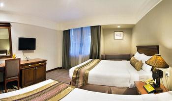 Royal Rattanakosin Hotel