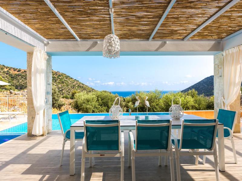 Filion Suites Resort & Spa