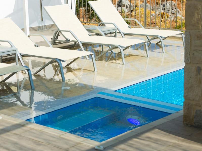 Filion Suites Resort & Spa